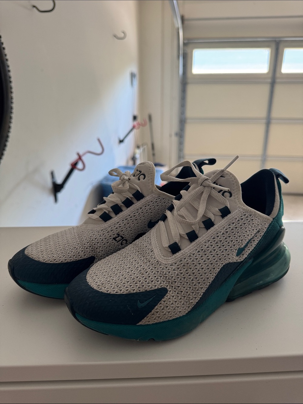 Nike Kids Teal and White Air Max 270 Sneakers